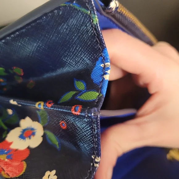 Tory Burch Parker Floral Printed   Crossbody - Picture 13 of 16